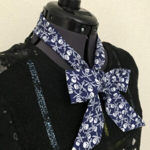 Long Foulard fin à cheveux, motif bleu skull, tête de mort, cravate lavallière  ceinture