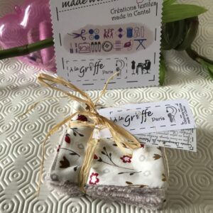 Lot de 7 Lingettes démaquillantes lavables bi matière bambou rose poudré et coton motif Lisbug coccinelle