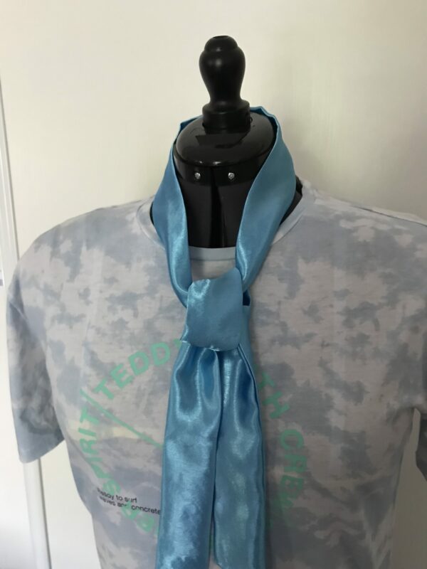 Lavallière, long Foulard fin BLEU SATIN – Image 4