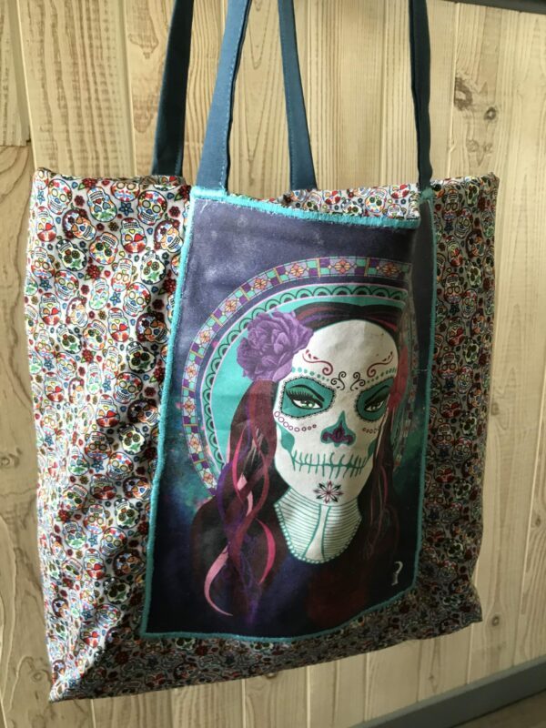 Tote Bag imprimé Lady Skull, santa muerte et têtes de mort mexicaines – Image 4