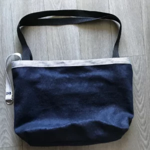 Sac en laine bleu marine mélangée ANSES NOIRES avec doublure Suédine scuba reptile marron
