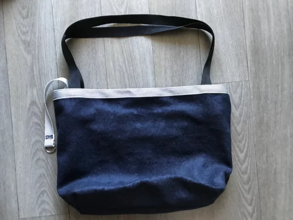 Sac en laine bleu marine mélangée ANSES NOIRES avec doublure Suédine scuba reptile marron